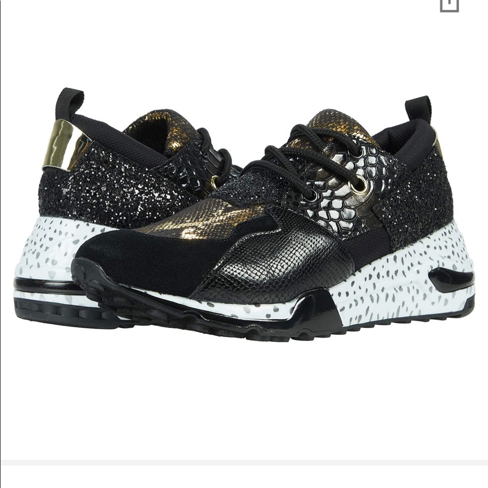 Steve Madden Black Gold cliff sneaker size 9